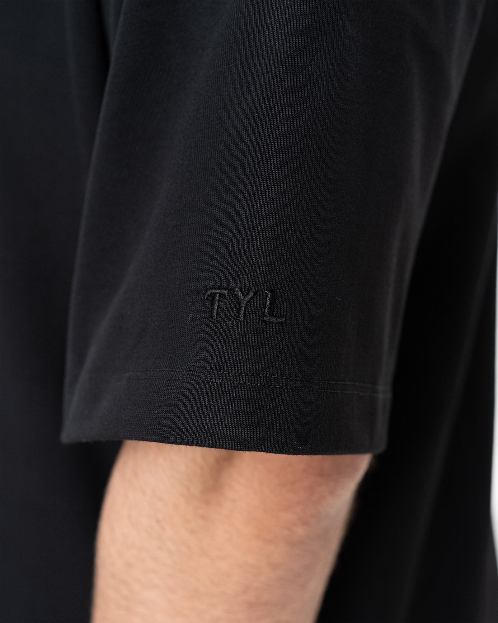 HEAVY BASIC T-SHIRT